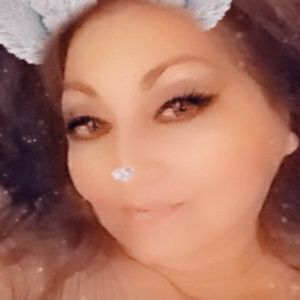 Meet your Posher, Loretta